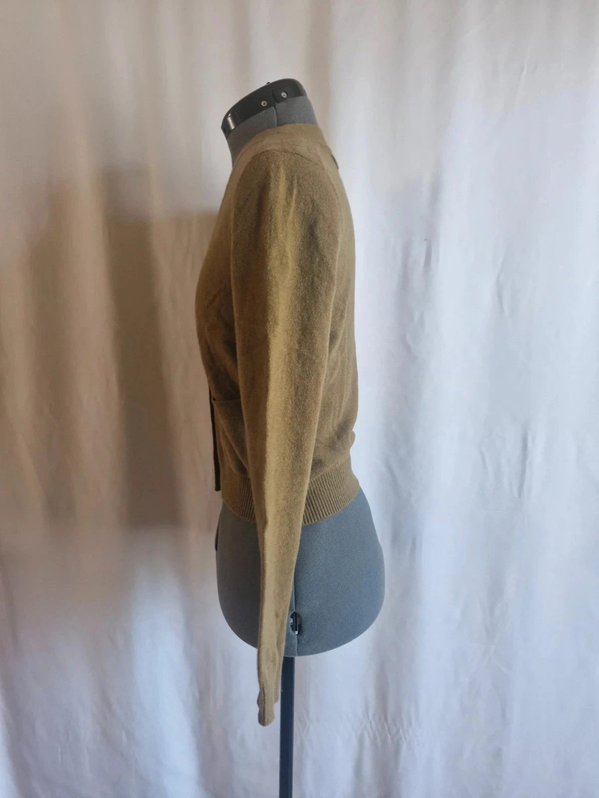 Gilet Zara 100 % lana color caqui – Talla S – Cardigan de punto fino – photo 2